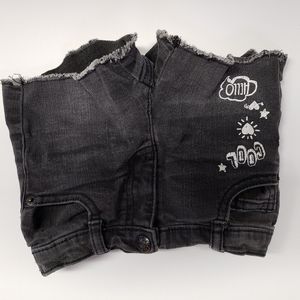 Crazy8 black jean shorts